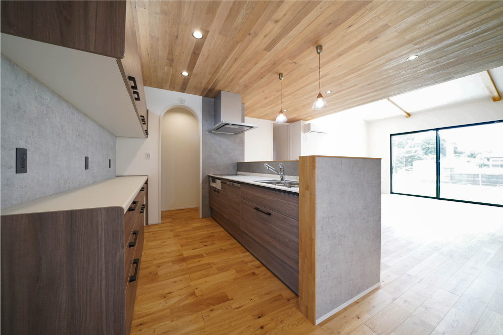 シンプルで美しい片流れ屋根のVintage Modern Styleの平屋