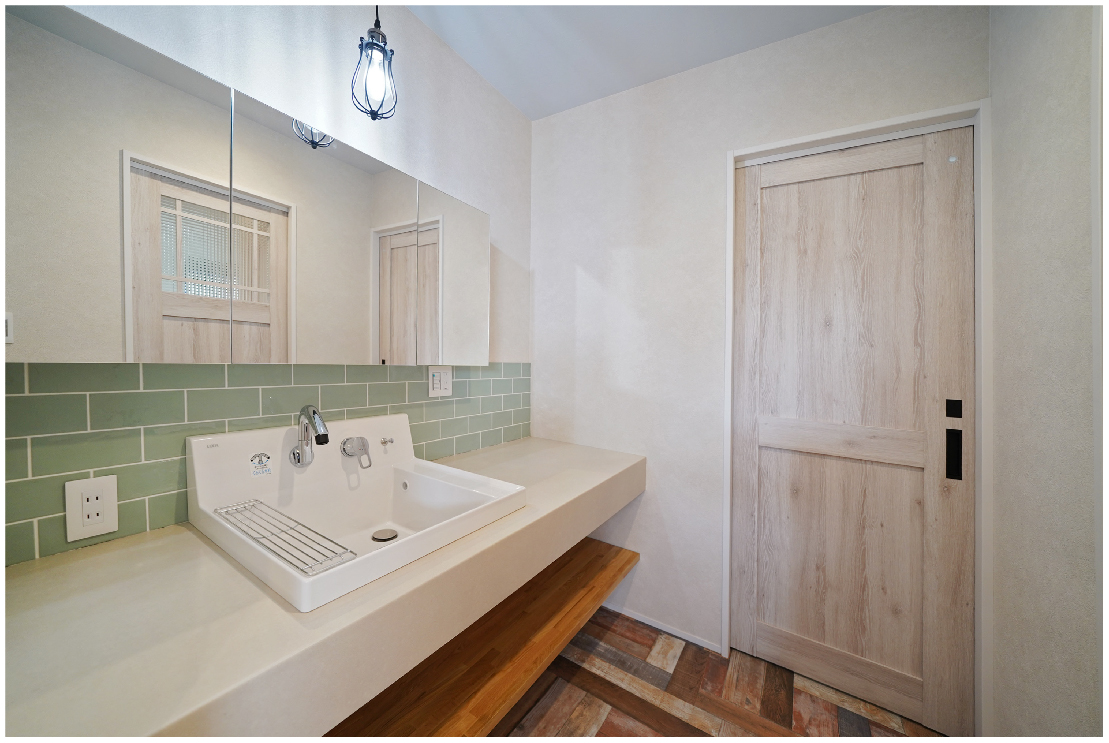 照明や壁紙などインテリアにこだわったNatural Modern Styleの家